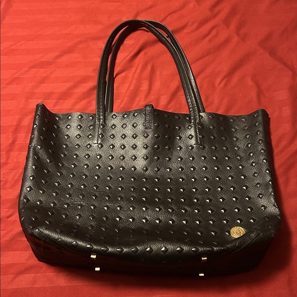 Elegant Black Tote Bag - Picture 3 of 8